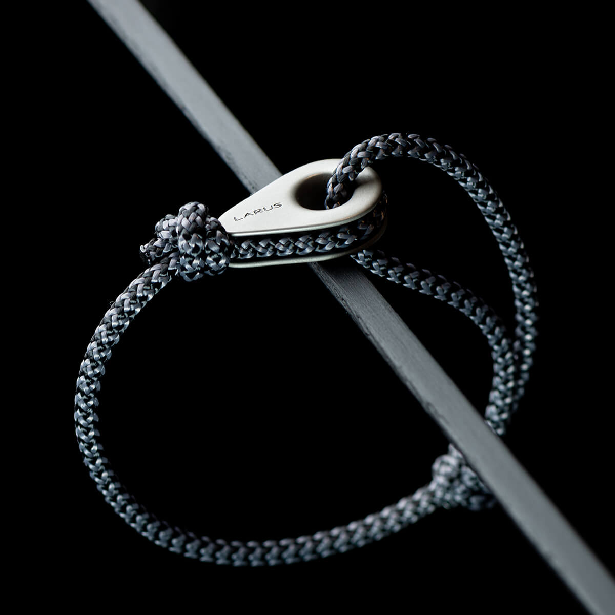 #szín_gunmetal